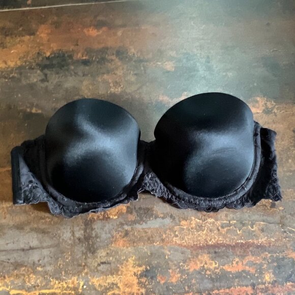 Wonderbra Black Strapless Bra w/Lace Panels & Trim & Non-Slip Wings, Size 34B - Picture 6 of 6